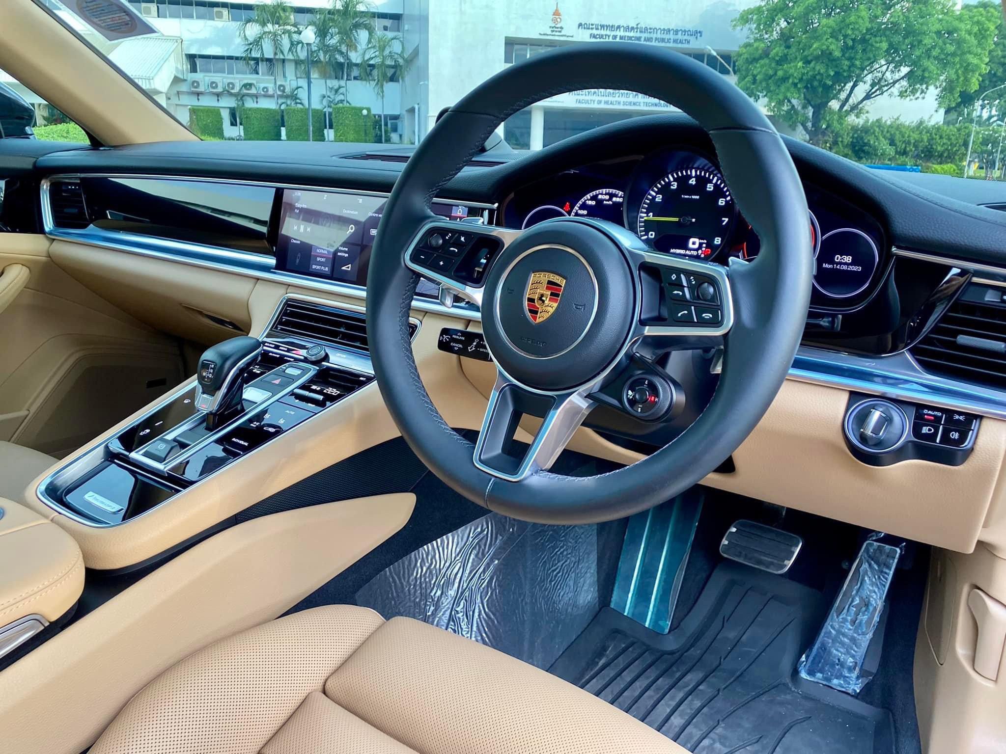 2018 Porsche Panamera Plug-in Executive