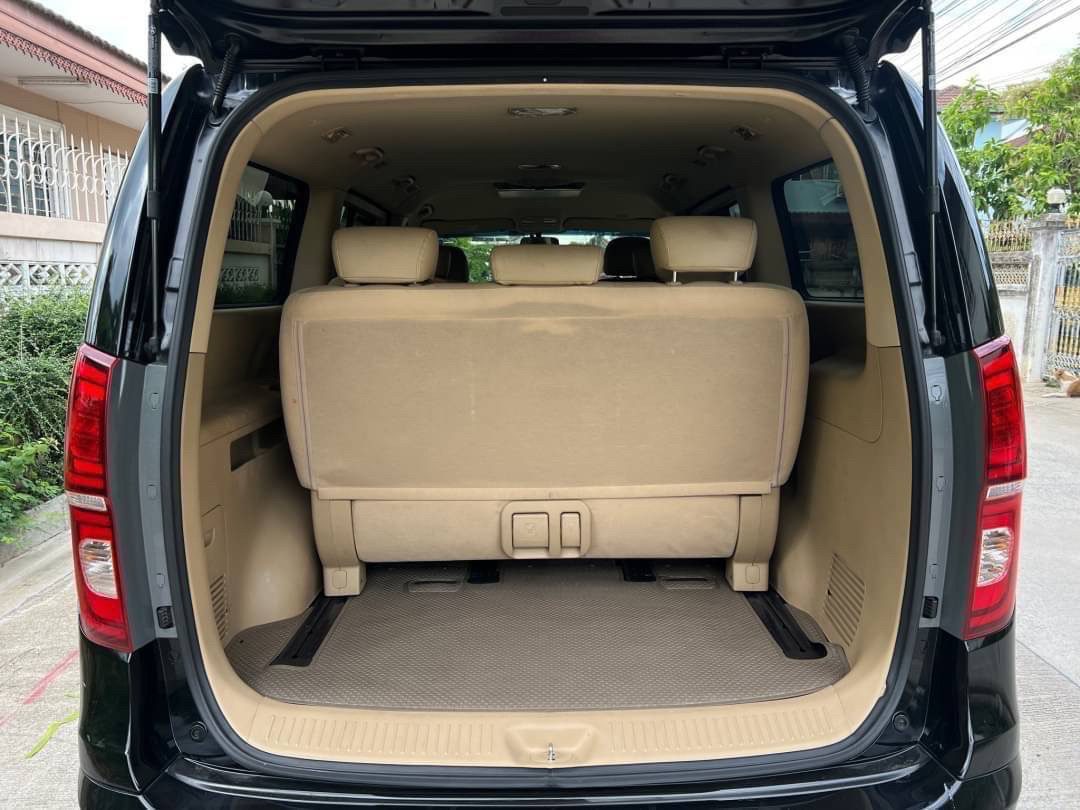2019 Hyundai H-1 2.5 รุ่น Elite Van