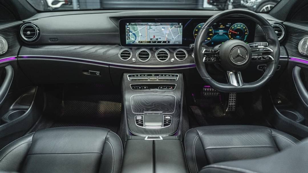 2021 Mercedes-Benz E300e AMG Dynamic Plug-in Hybrid (Facelift)