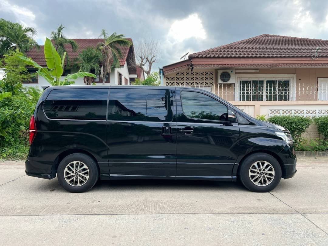 2019 Hyundai H-1 2.5 รุ่น Elite Van
