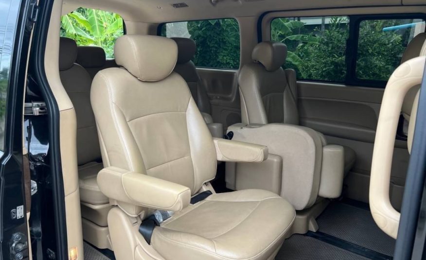 2019 Hyundai H-1 2.5 รุ่น Elite Van