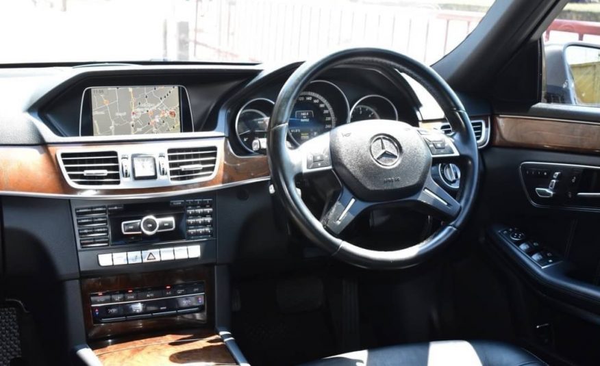 2015 Mercedes-Benz E300 BLUETEC HYBRID