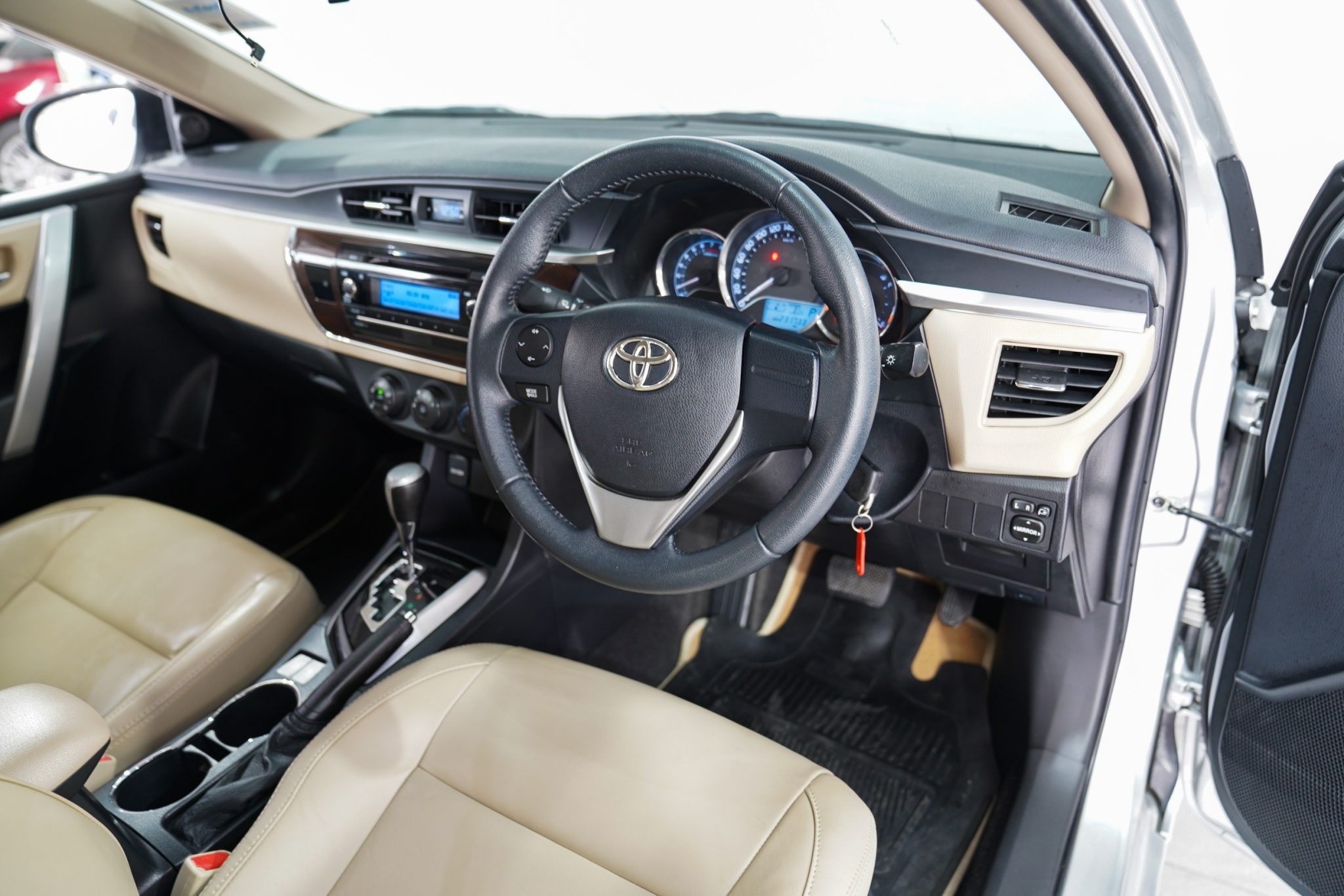 2016 TOYOTA ALTIS 1.6 G AT