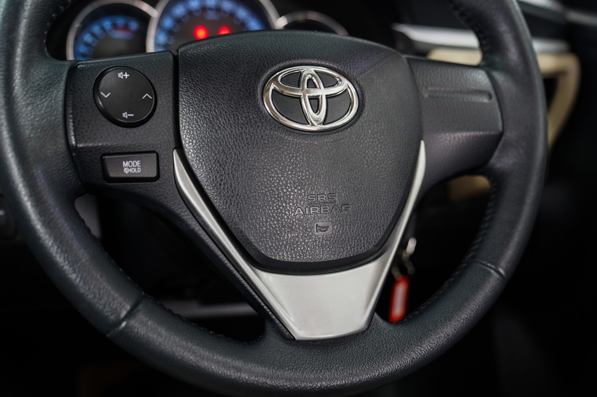 2016 TOYOTA ALTIS 1.6 G AT