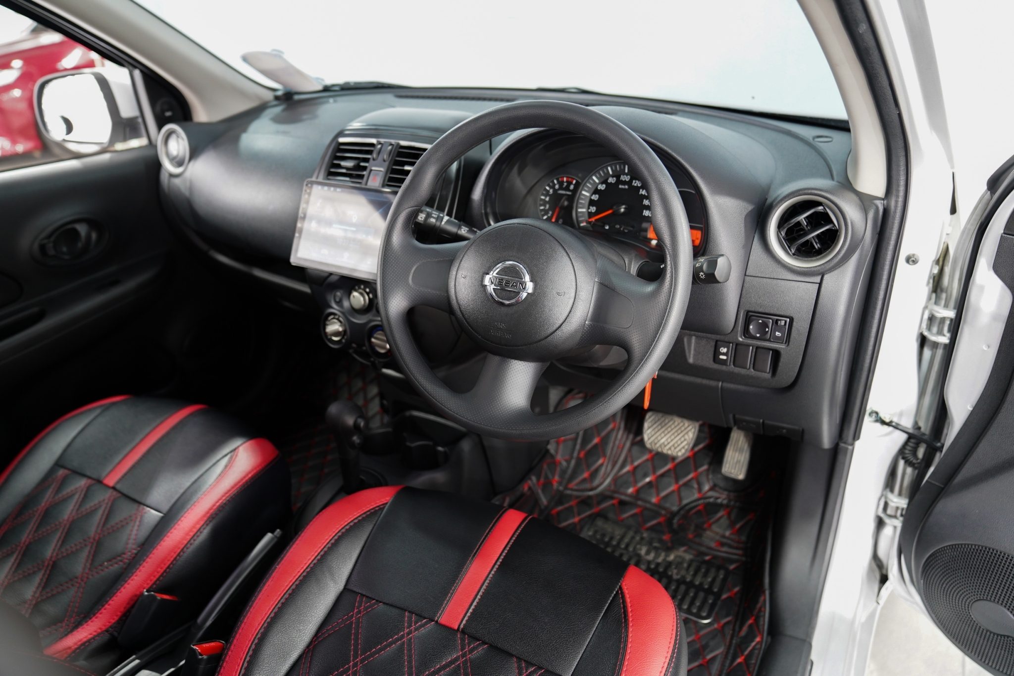 2018 NISSAN MARCH 1.2 E AT