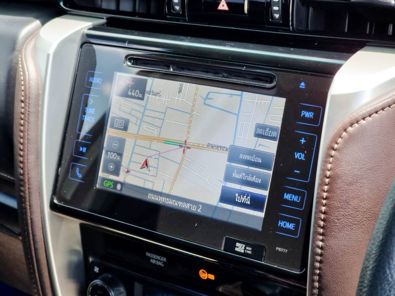 2016 TOYOTA FORTUNER 2.8 V 2WD