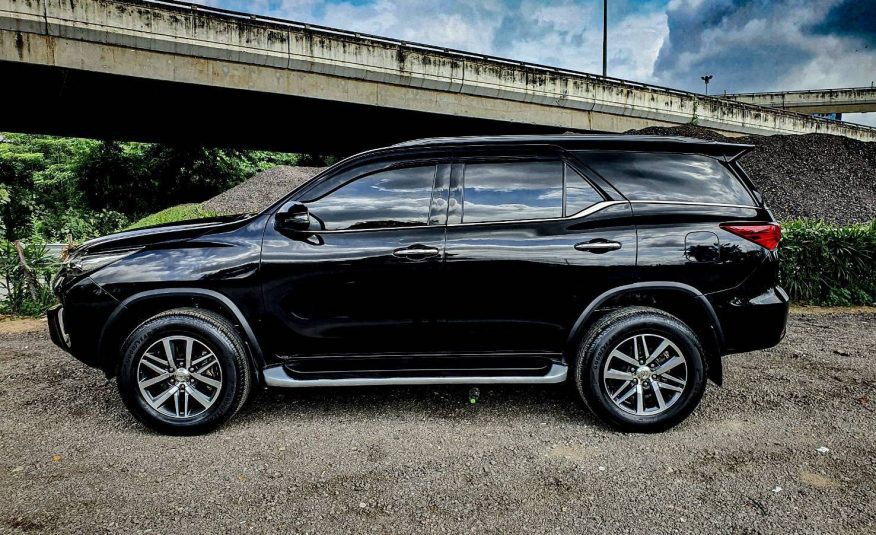 2018 TOYOTA FORTUNER 2.4 V