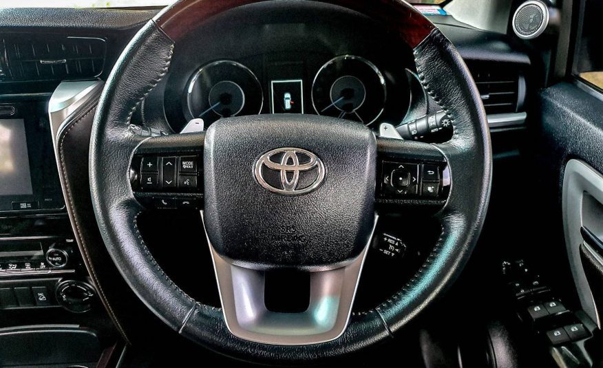 2018 TOYOTA FORTUNER 2.4 V