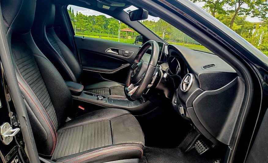 2016 BENZ GLA-CLASS 250 AMG SUNROOF