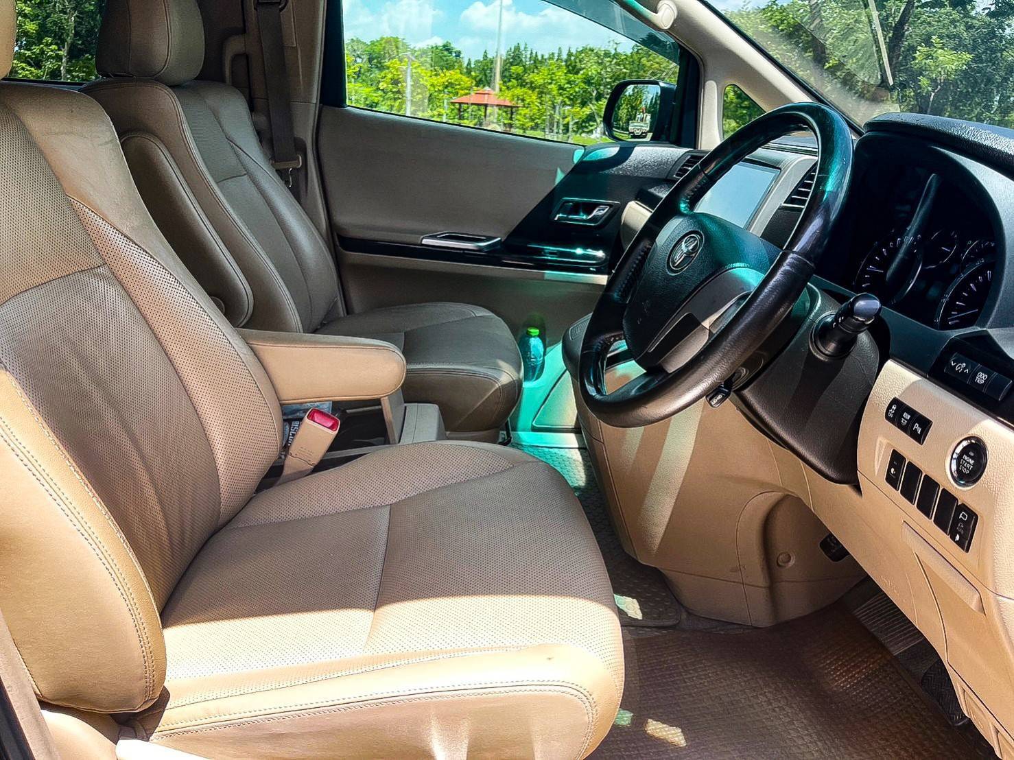 2014 TOYOTA ALPHARD 2.4