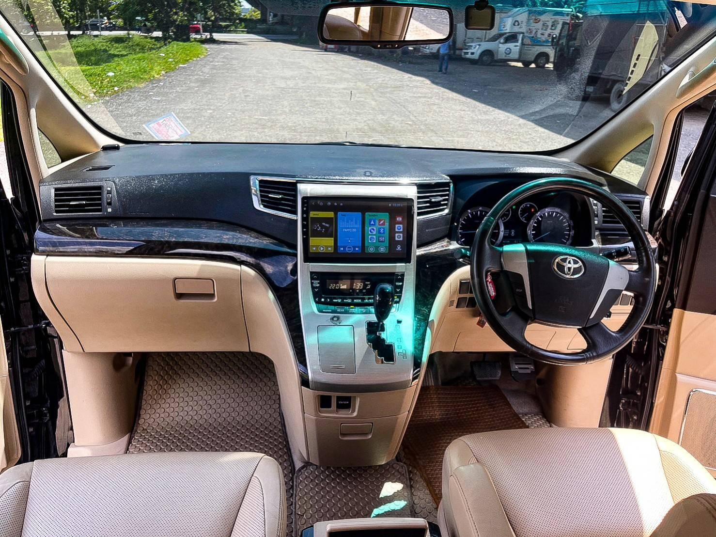 2014 TOYOTA ALPHARD 2.4