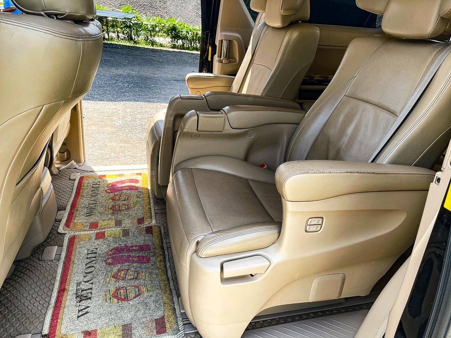 2014 TOYOTA ALPHARD 2.4