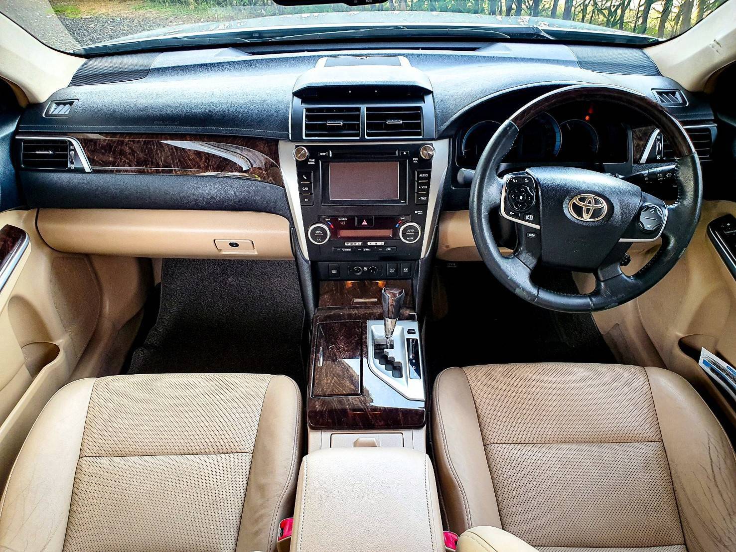 TOYOTA CAMRY 2.5 HV HYBRID DVD