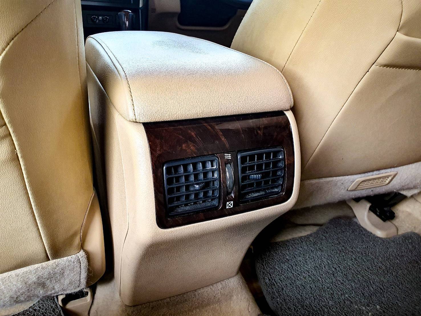 TOYOTA CAMRY 2.5 HV HYBRID DVD