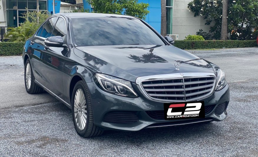 2015 Mercedes Benz C300 Exclusive Bluetec Hybrid