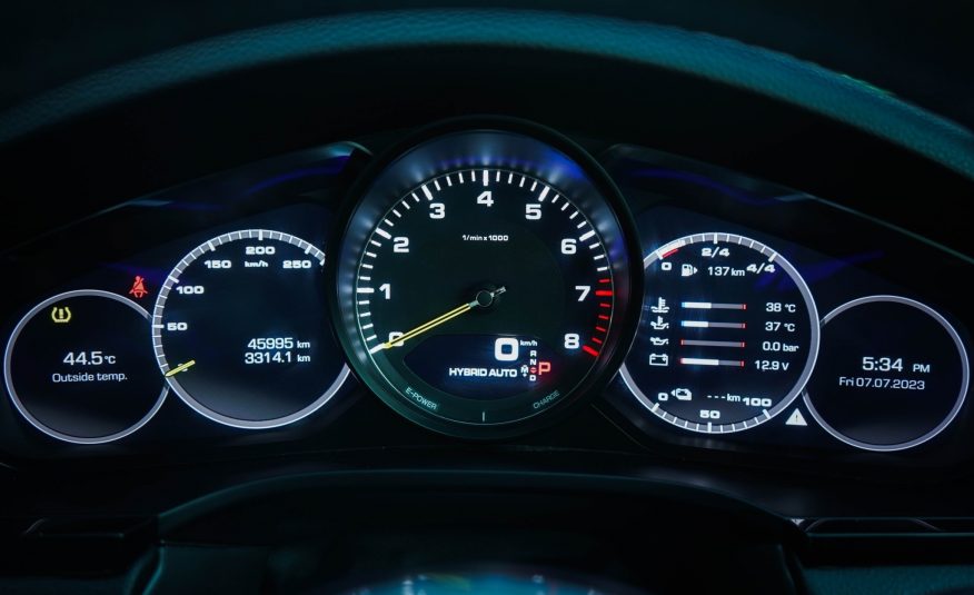 2020 Porsche Cayenne Coupe E-hybrid