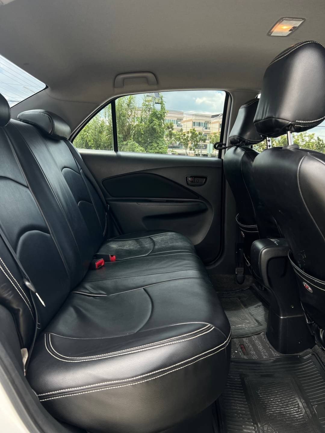 2012 TOYOTA SOLUNA VIOS 1.5 J
