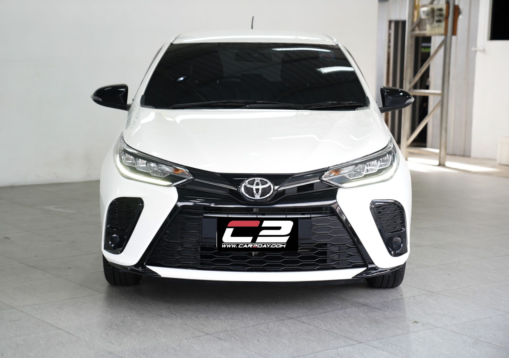 2022 TOYOTA YARIS 1.2 SPORT AT