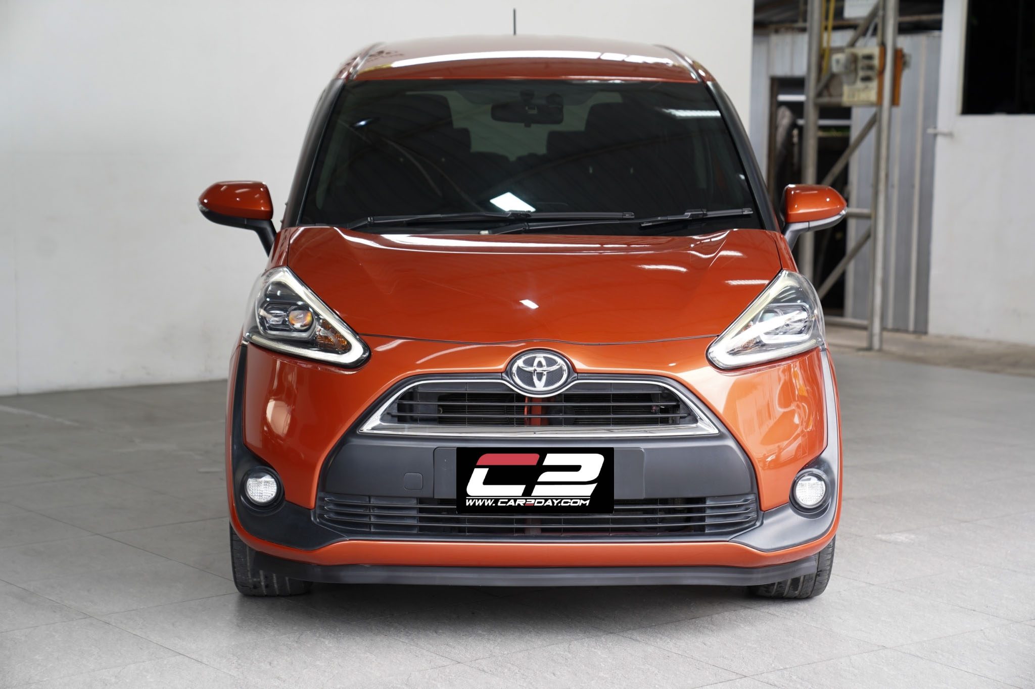 2018 TOYOTA SIENTA 1.5 V AT