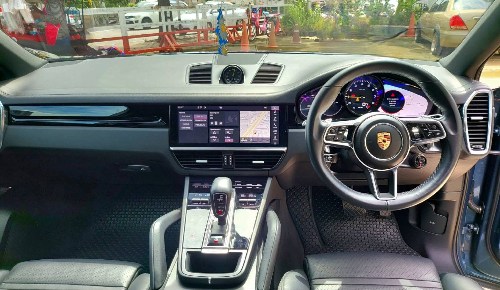 2020 Porsche Cayenne e-hybrid Coupe