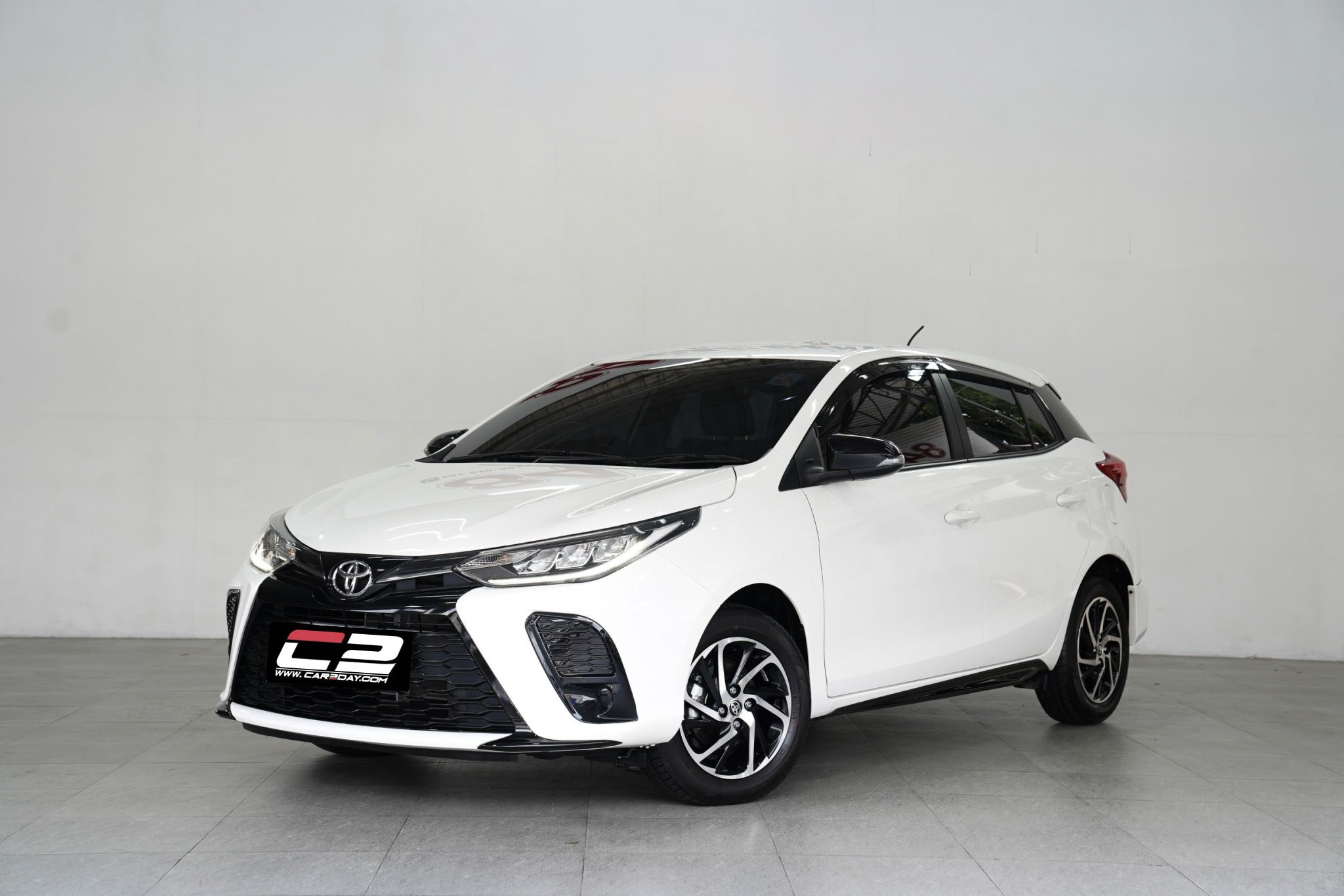 2022 TOYOTA YARIS 1.2 SPORT AT