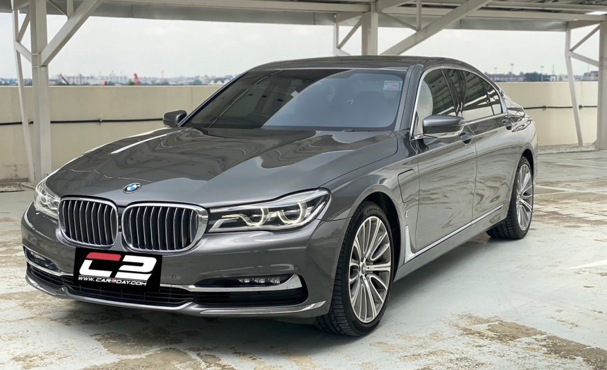 2017 BMW 740Le Pure Excellence