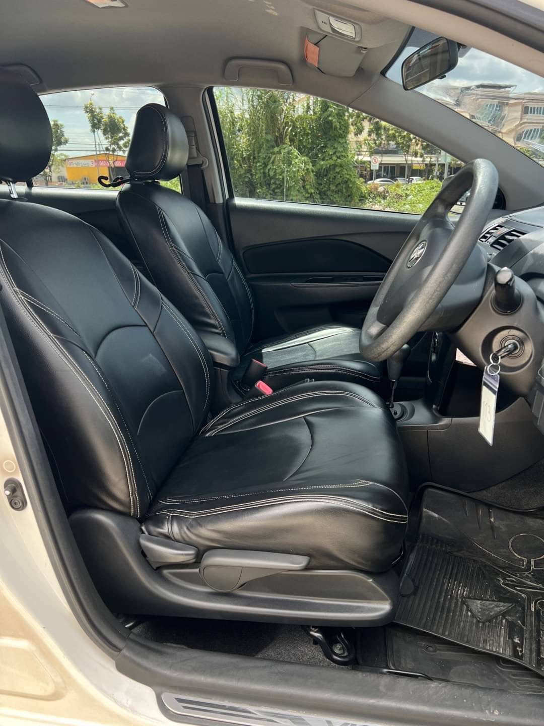 2012 TOYOTA SOLUNA VIOS 1.5 J