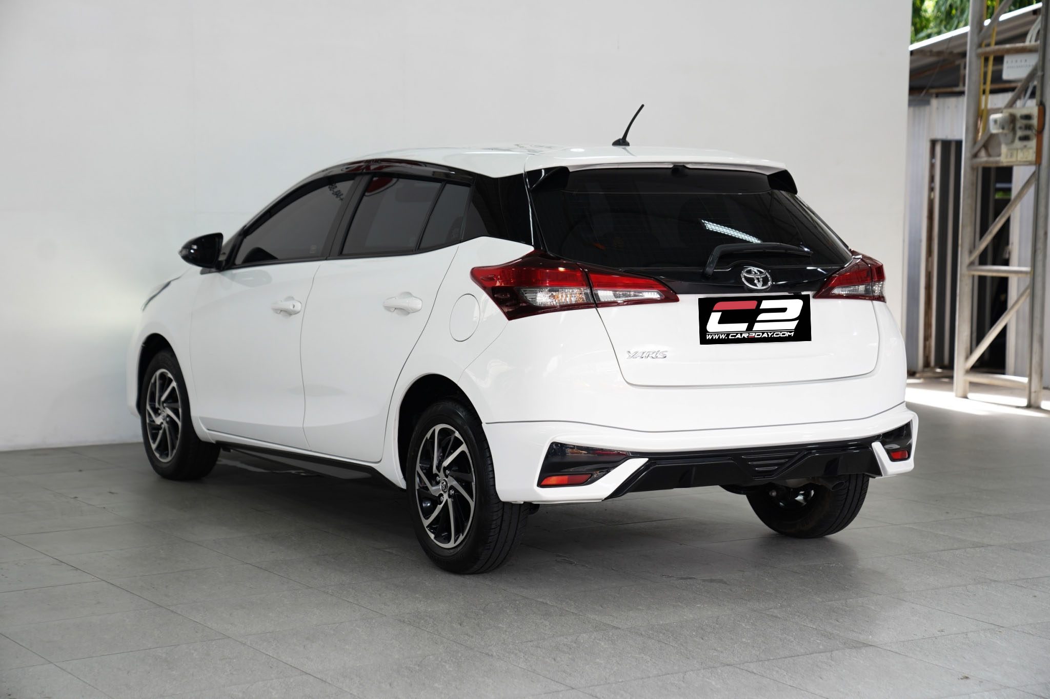 2022 TOYOTA YARIS 1.2 SPORT AT