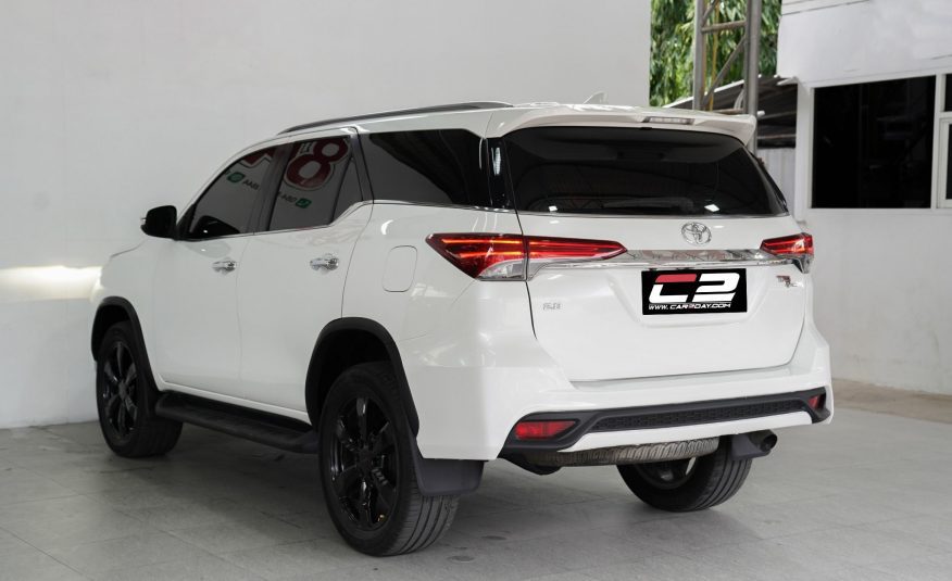 2016 TOYOTA FORTUNER 2.8 TRD SPORTIVO AT