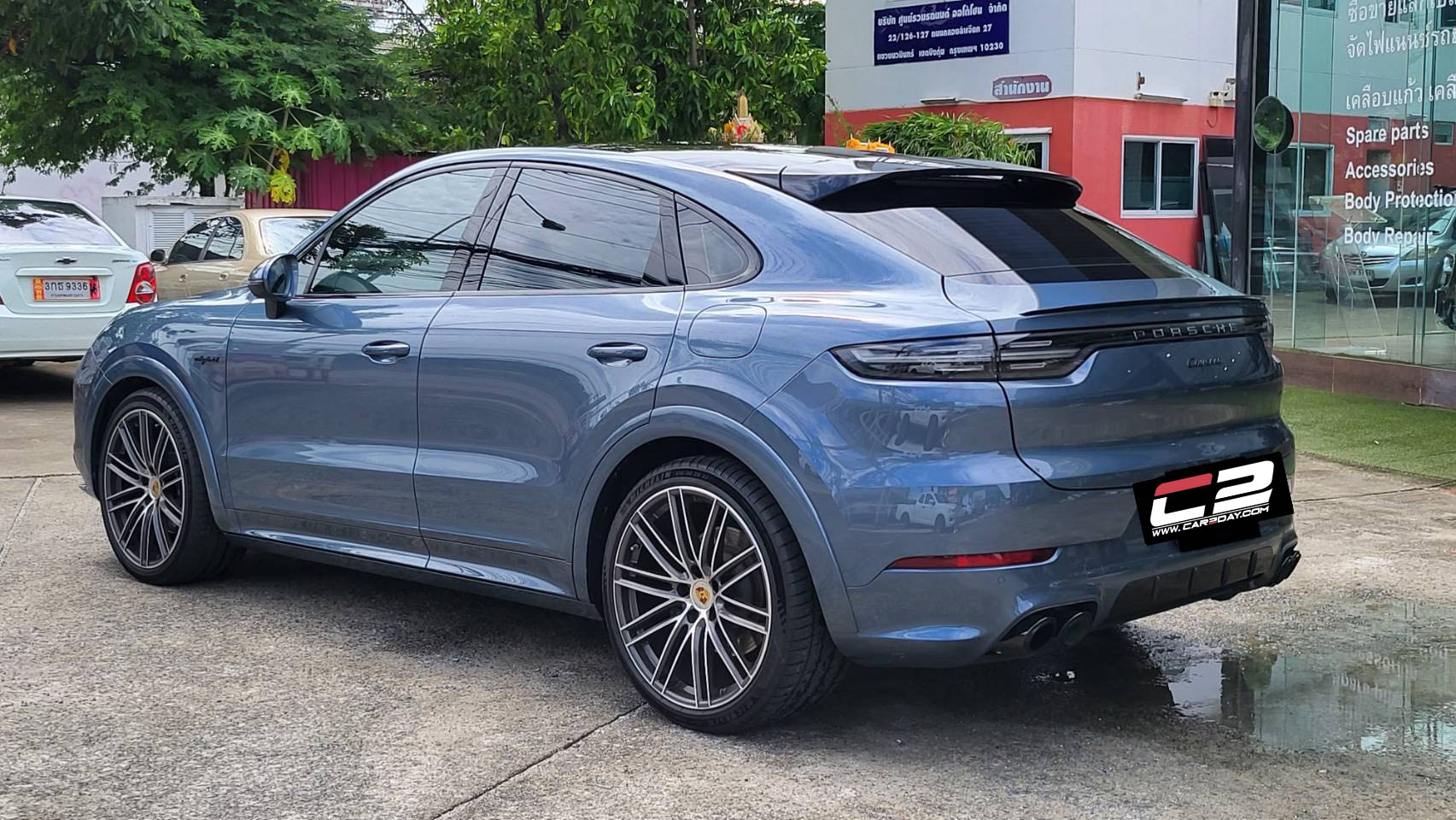 2020 Porsche Cayenne e-hybrid Coupe