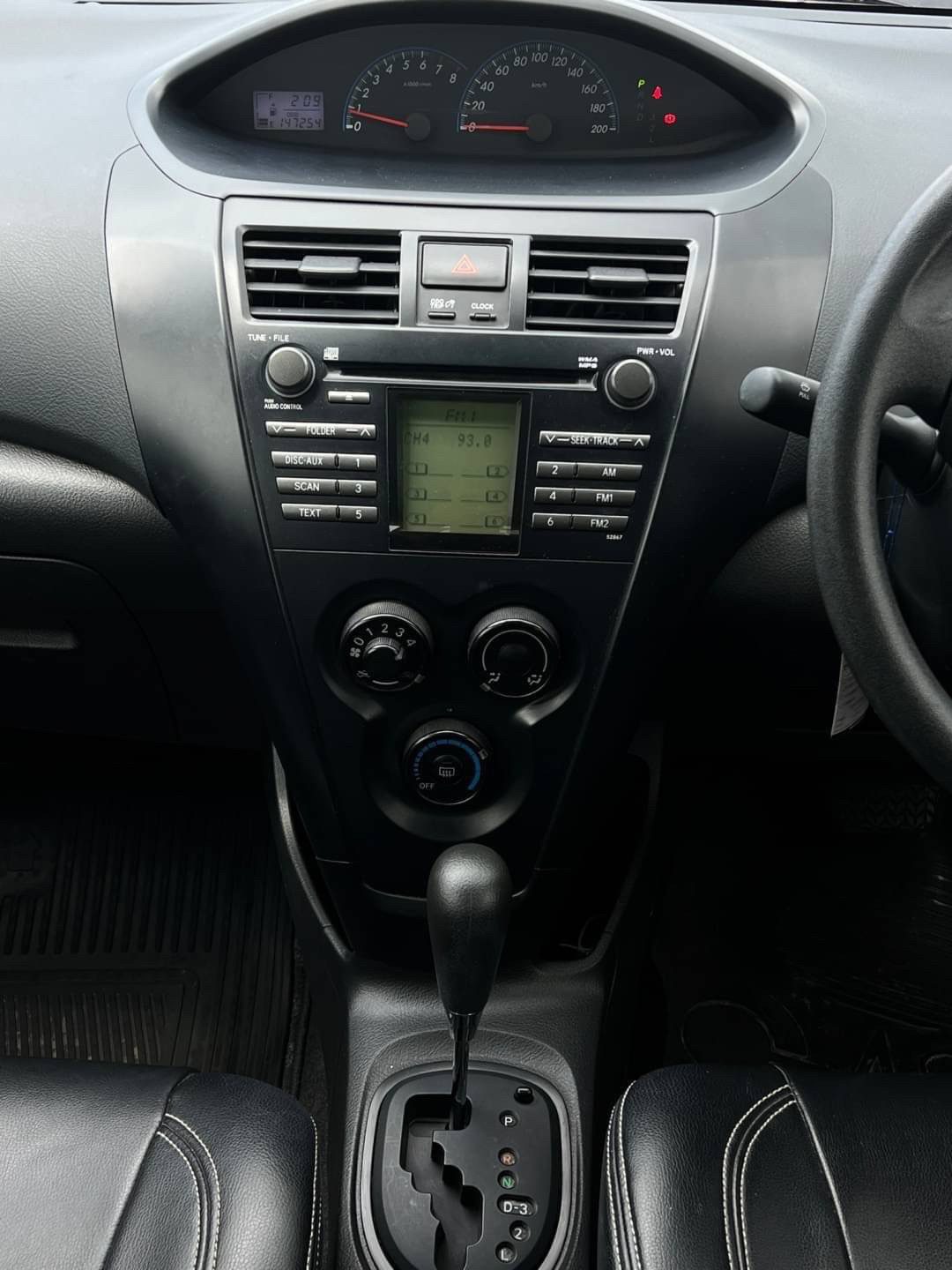 2012 TOYOTA SOLUNA VIOS 1.5 J