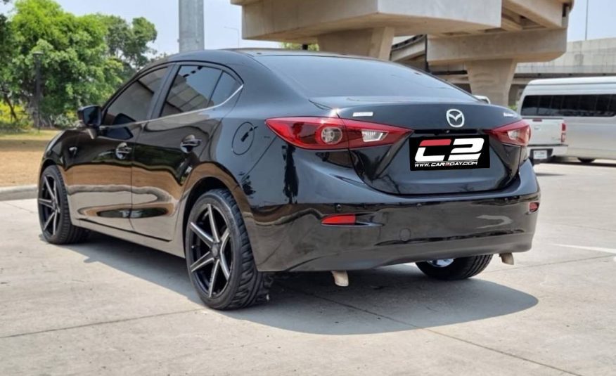 2018 MAZDA3 2.0 SP