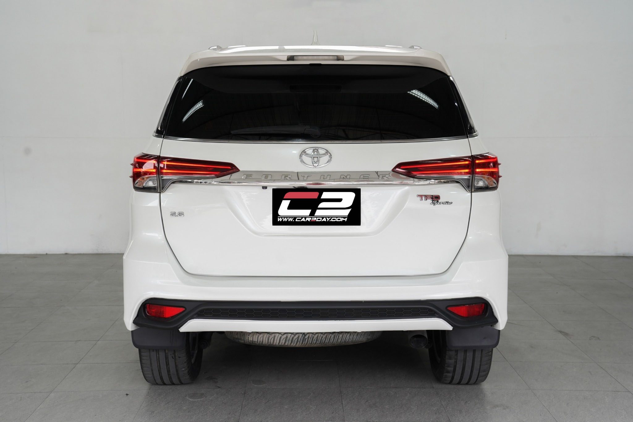 2016 TOYOTA FORTUNER 2.8 TRD SPORTIVO AT