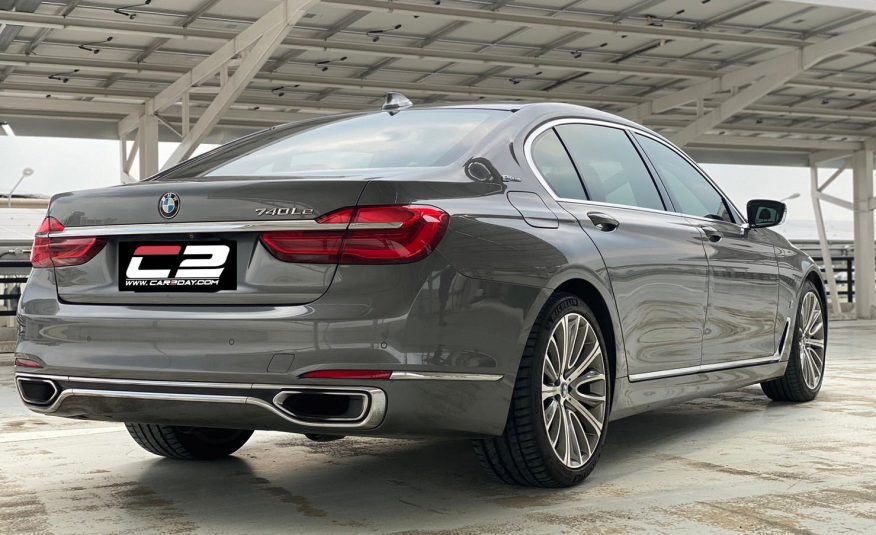 2017 BMW 740Le Pure Excellence