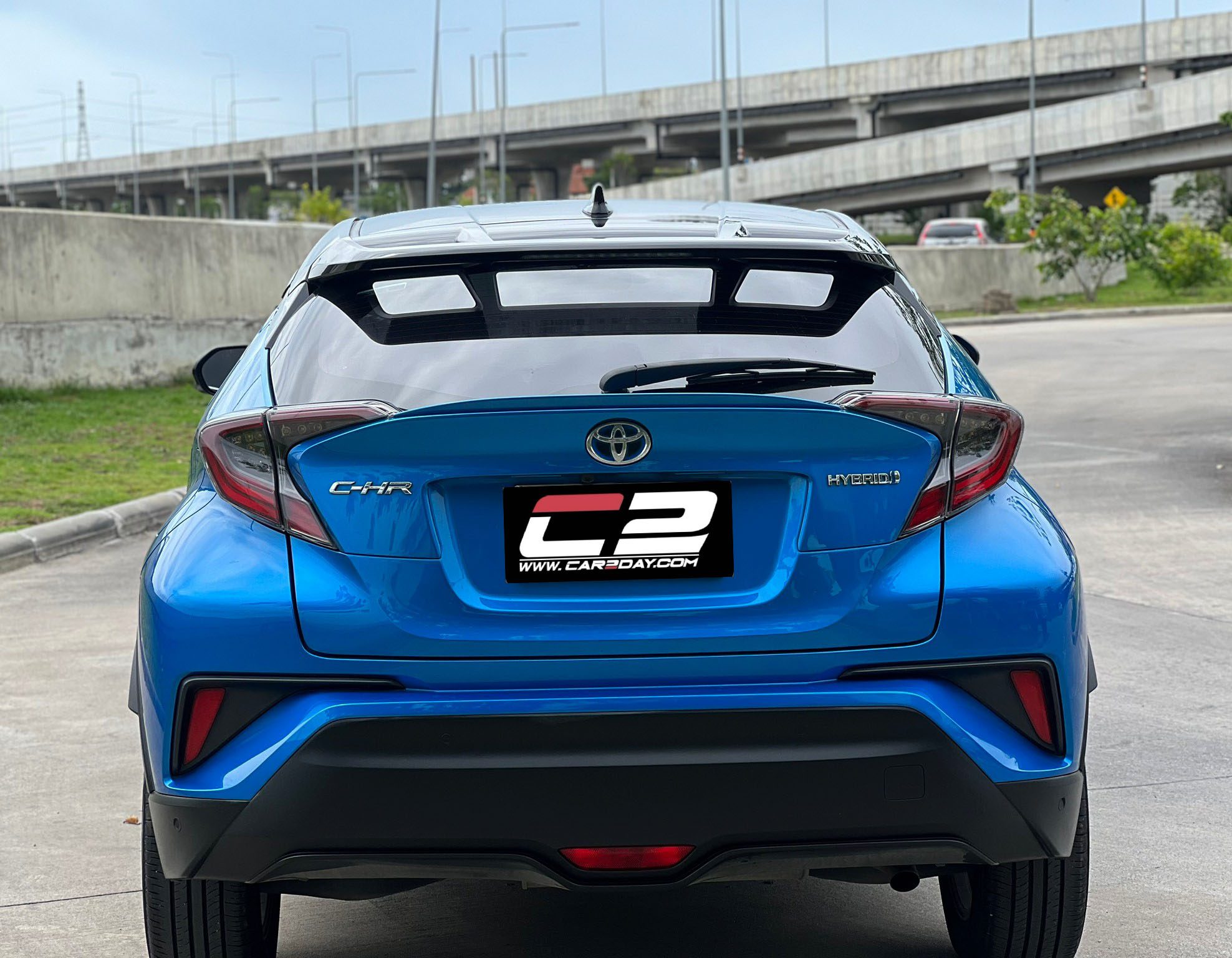 2018 Toyota C-HR Hybrid MID HV
