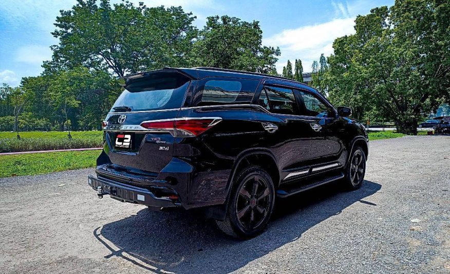 2016 TOYOTA FORTUNER 2.8 TRD SPORTIVO 4WD