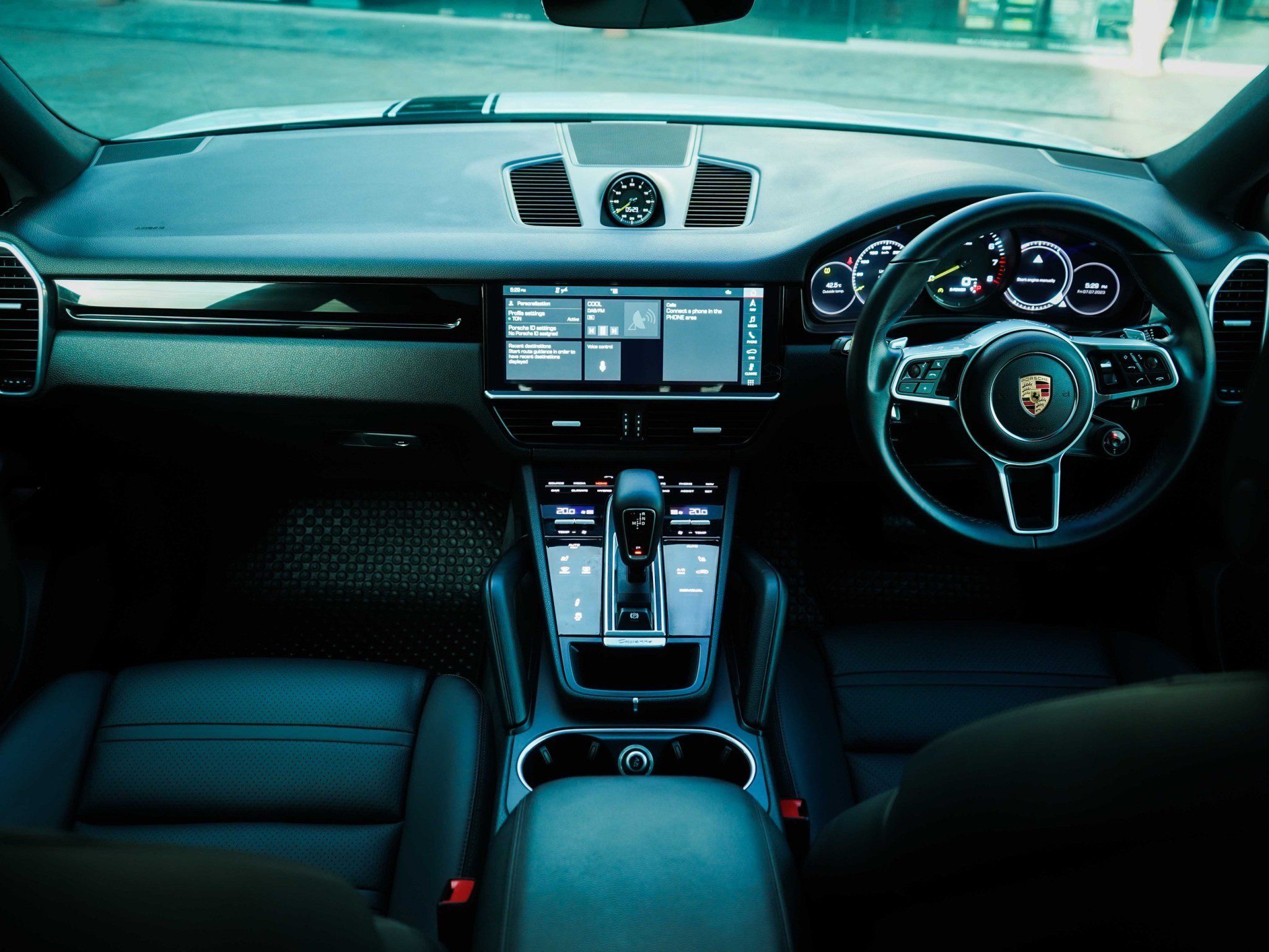 2020 Porsche Cayenne Coupe E-hybrid