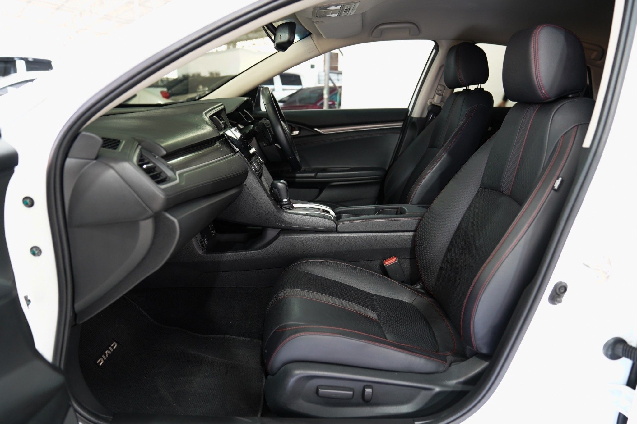2019 HONDA CIVIC 1.5 TURBO RS AT