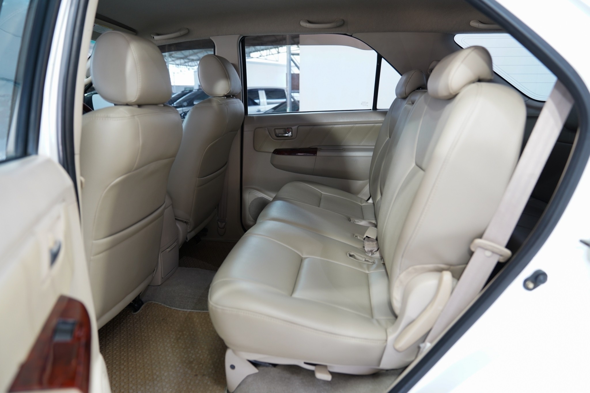 2005 TOYOTA FORTUNER 3.0 V AT