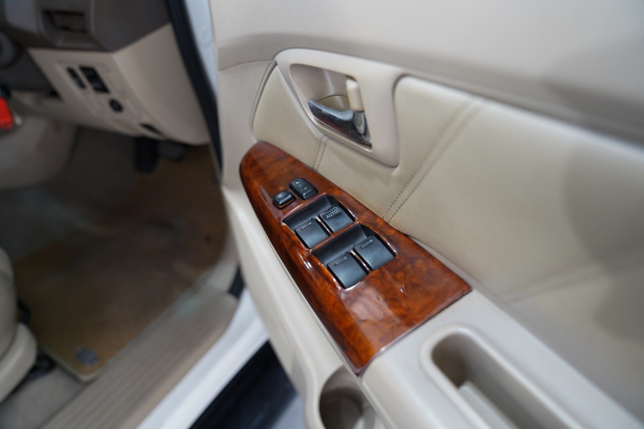 2005 TOYOTA FORTUNER 3.0 V AT