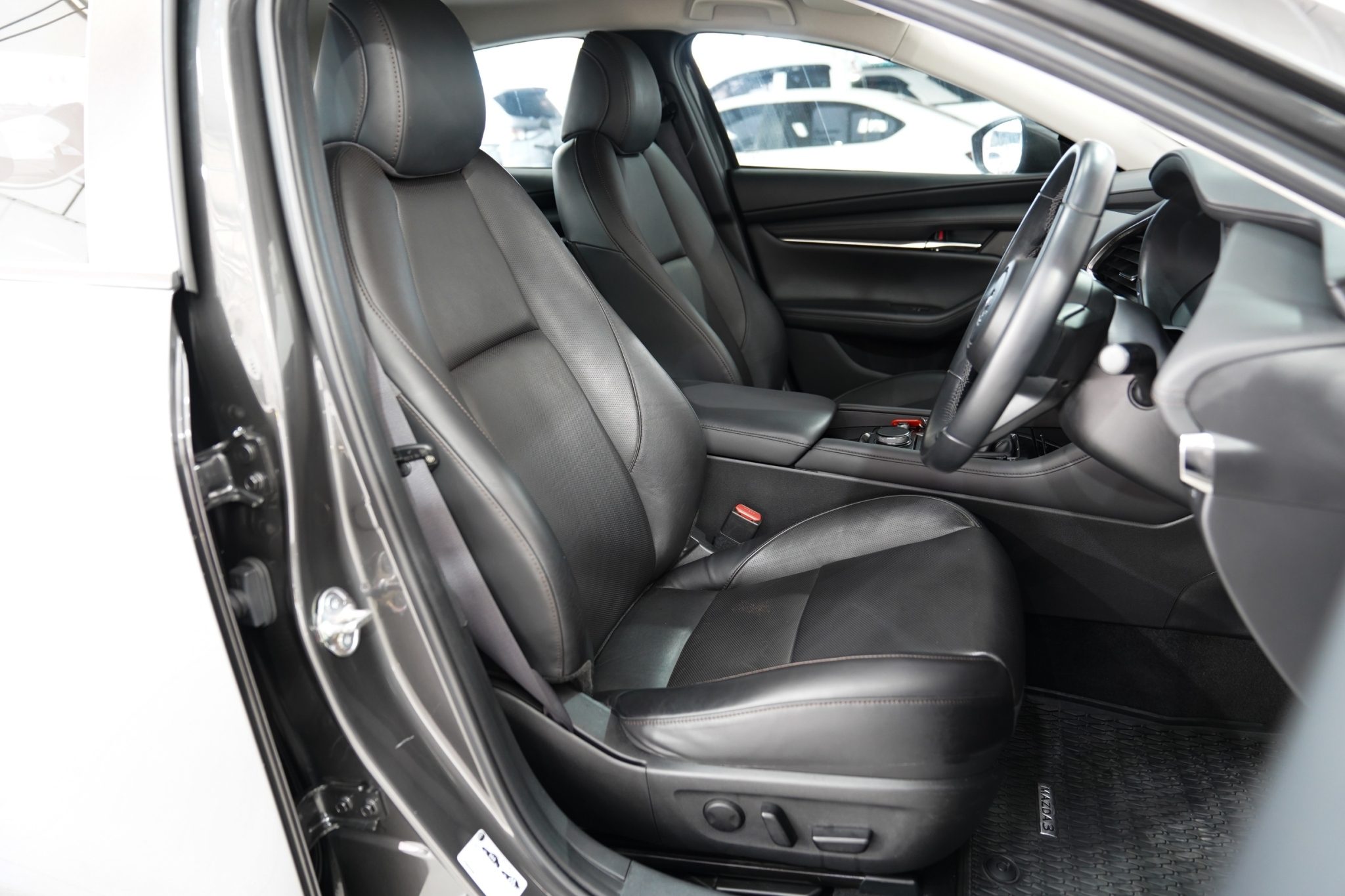 2019 MAZDA MAZDA3 2.0 S SEDAN AT