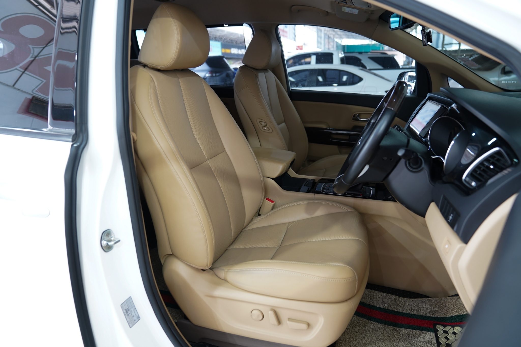 2017 KIA Grand Carnival 2.2 EX AT
