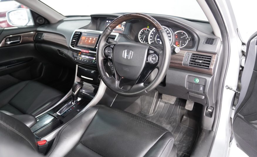 2016 HONDA ACCORD 2.0 E AT