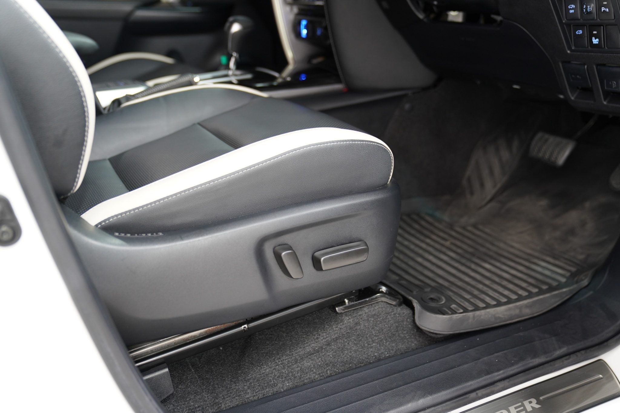 2021 TOYOTA FORTUNER EGENDER 2.8 E SIGMA 4 AT4WD