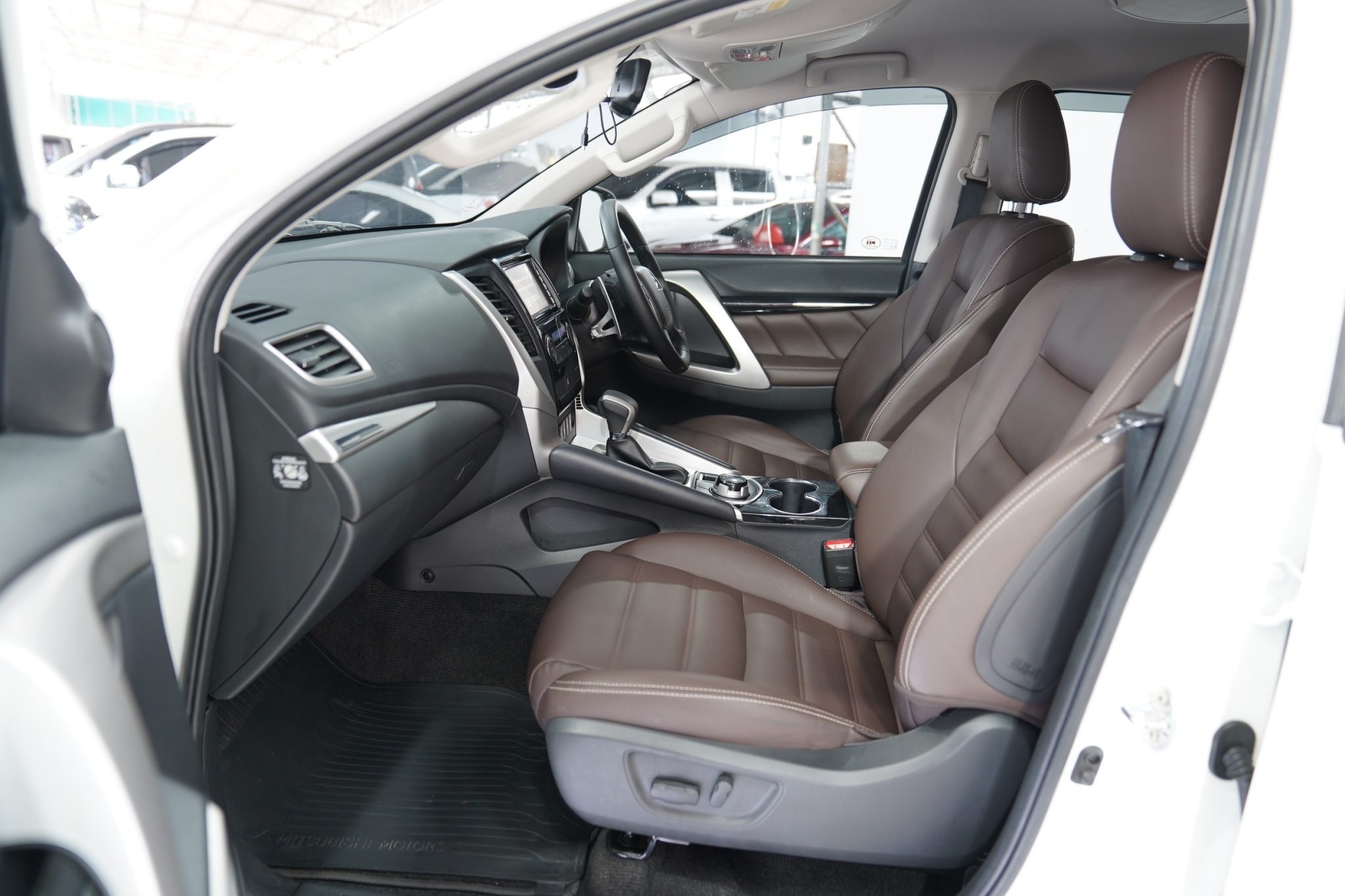 2019 MITSUBISHI PAJERO SPORT 2.4 GT PREMIUM