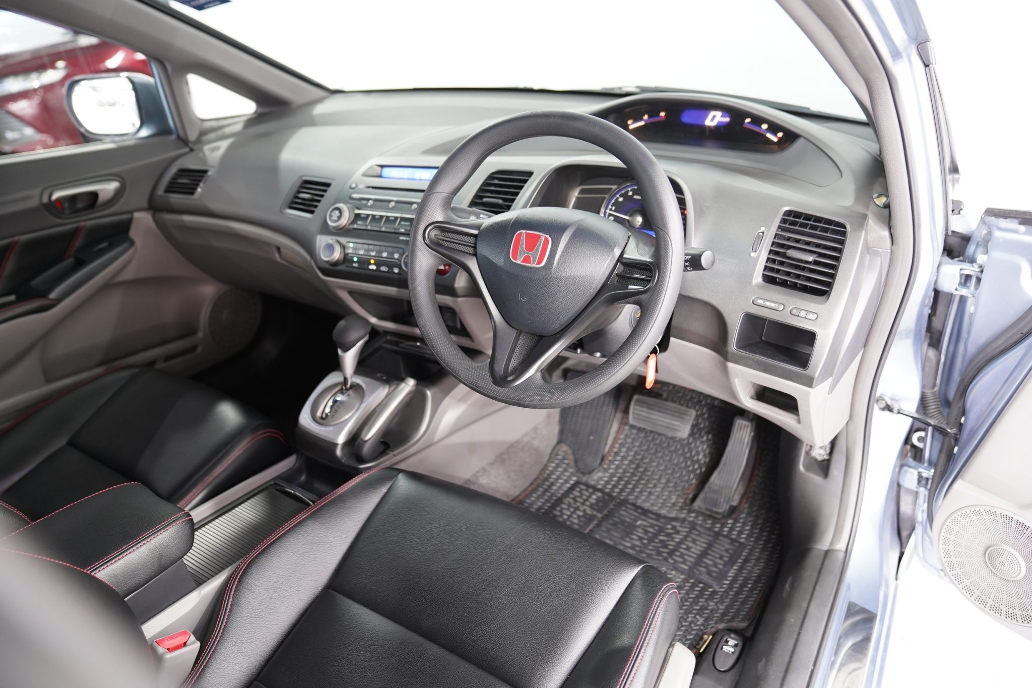 HONDA CIVIC FD 1.8 S AT