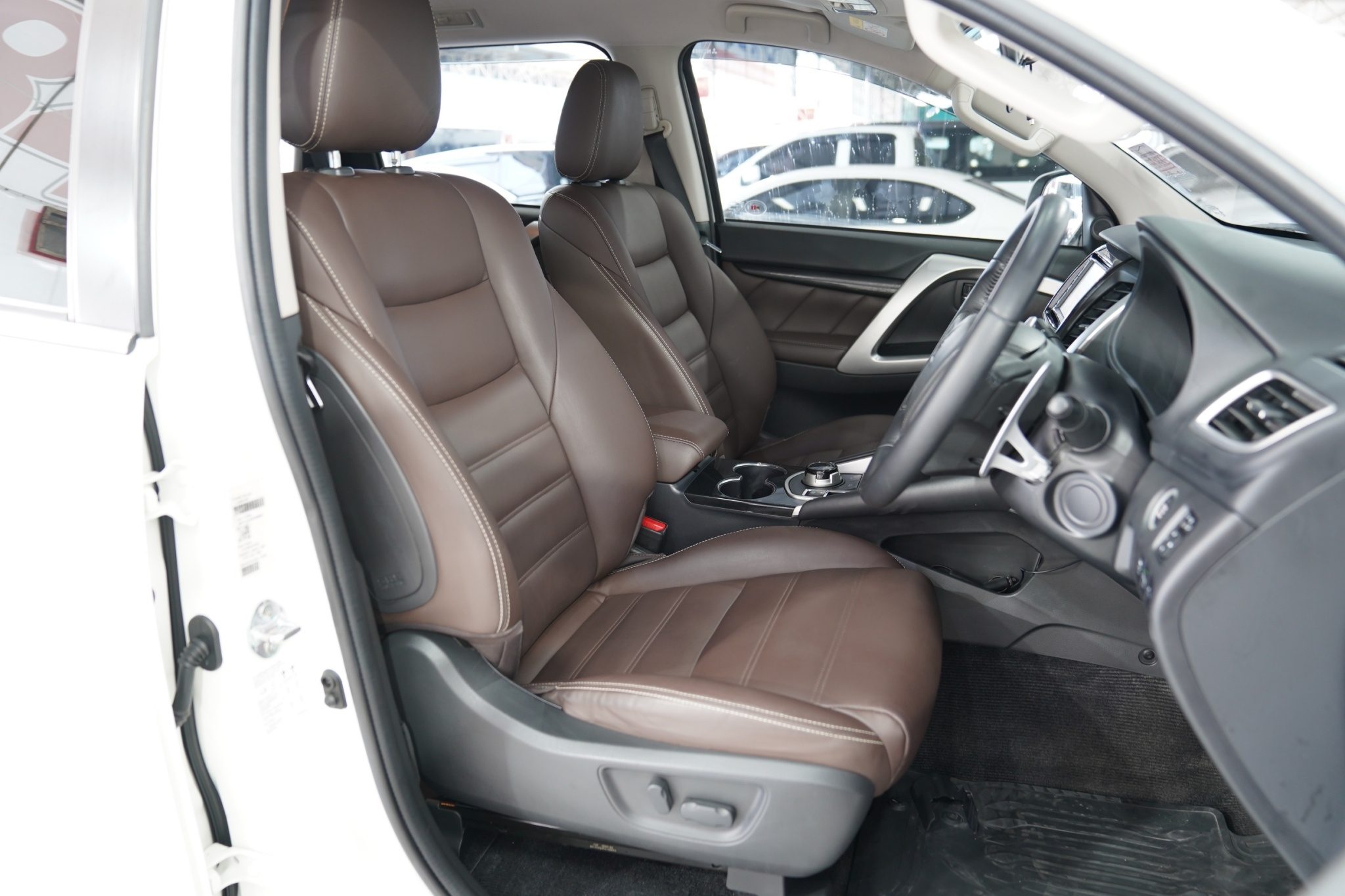 2019 MITSUBISHI PAJERO SPORT 2.4 GT PREMIUM