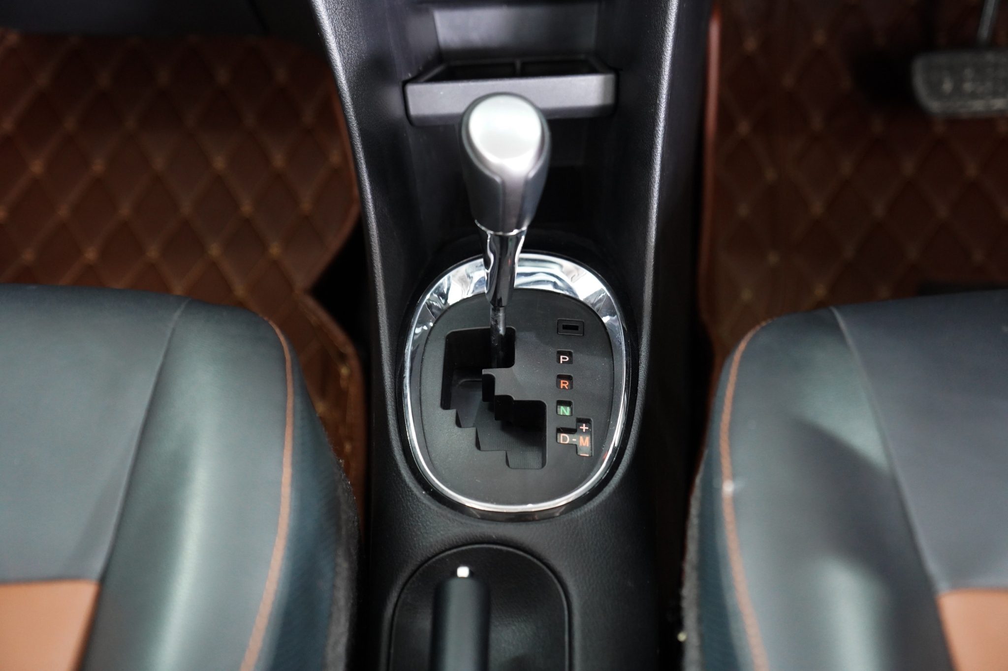 2018 TOYOTA SIENTA 1.5 V AT
