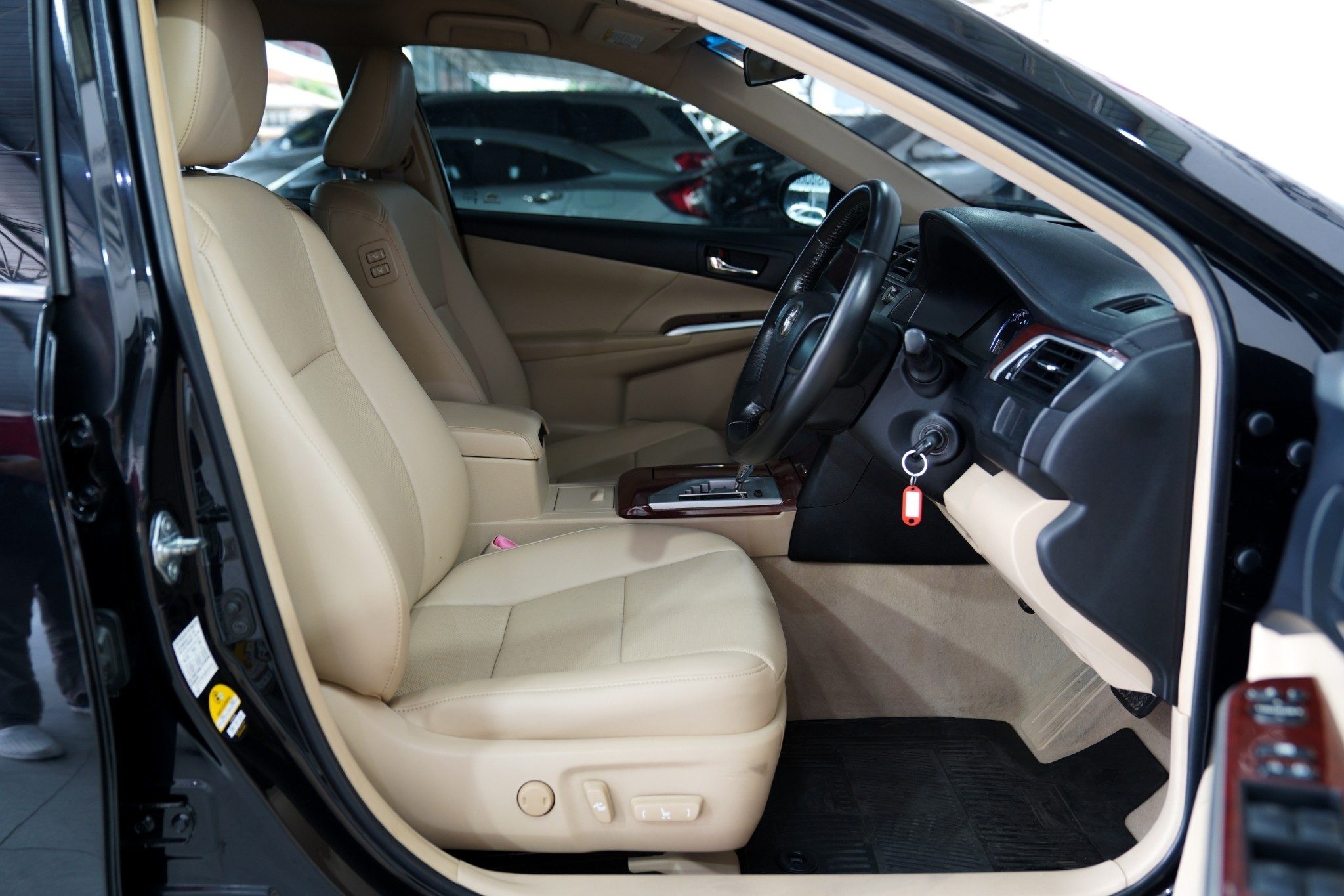 2012 TOYOTA CAMRY 2.0 G