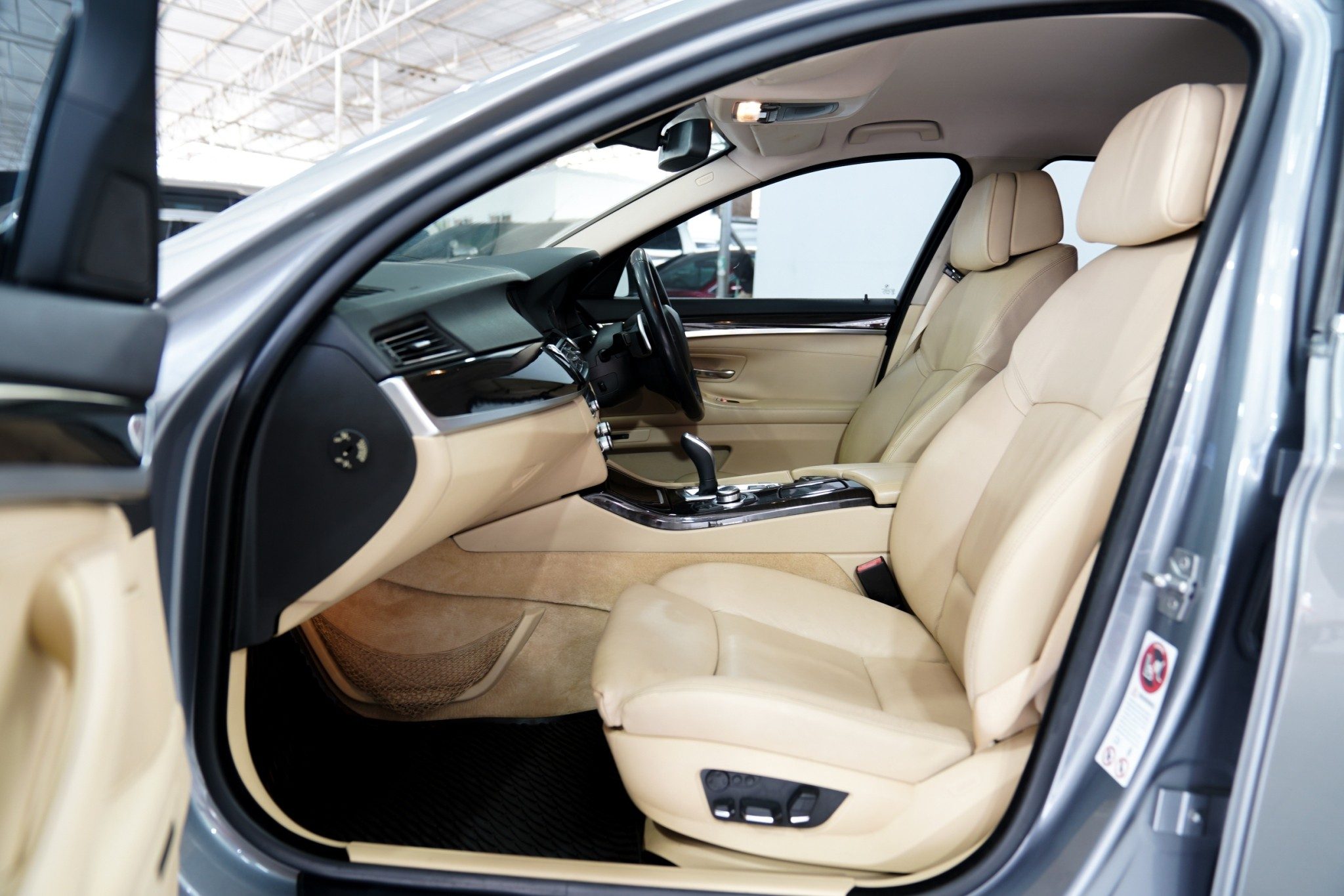2011 BMW 525d 3.0 AT